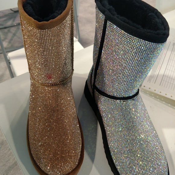 Bling Boots STILL HOTT🔥🔥& almost SOLD OUT!! - Picture 1 of 6